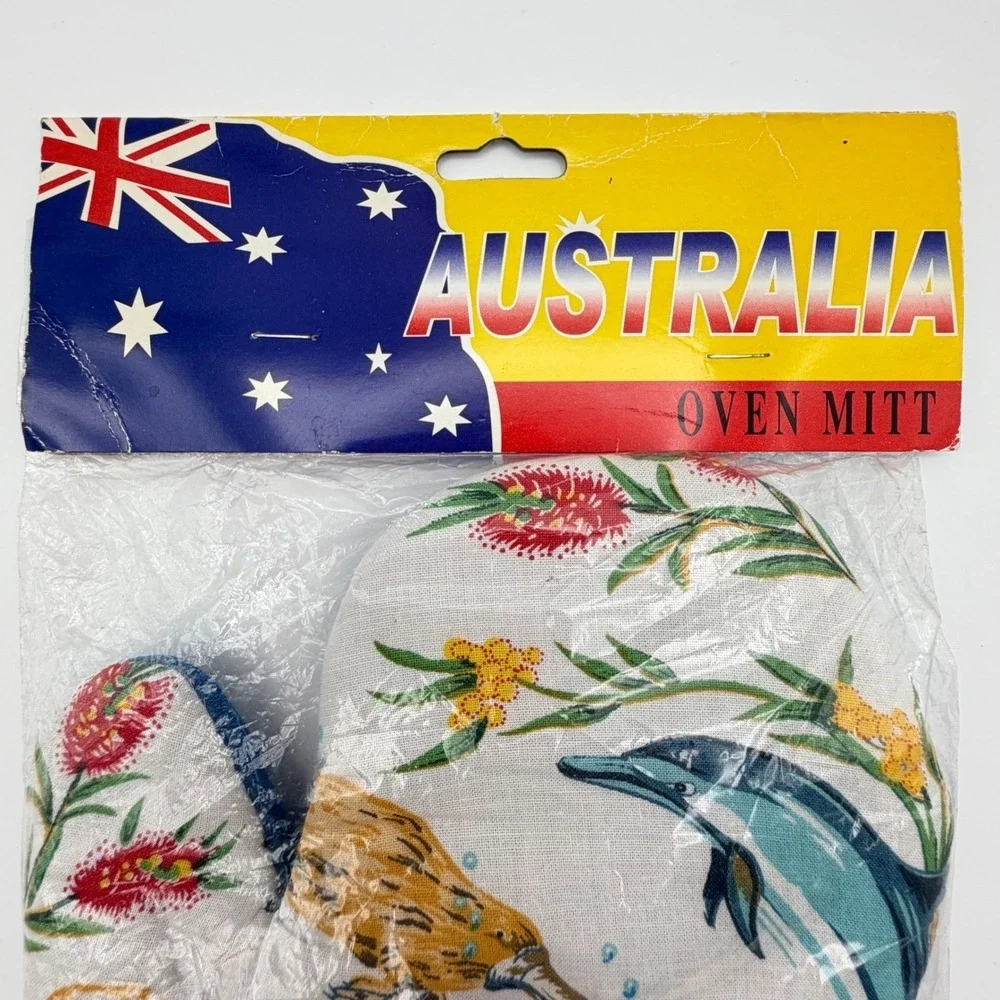 Australia Oven Mitt Map Koala Kangaroo Dolphin Souvenir Kitchen Cooking Gift New